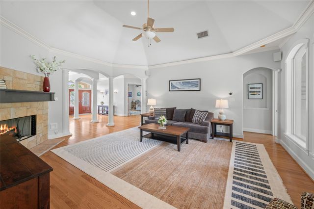 13622 Ashley Run, Houston, TX 77077