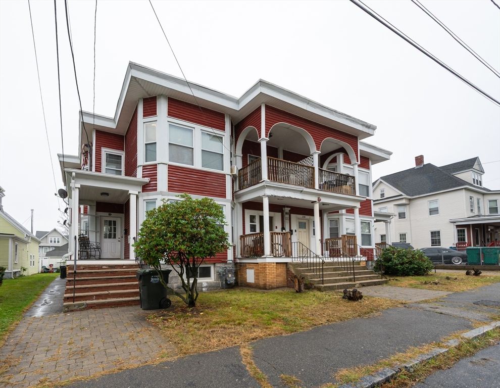 18 Edson St, Lowell, MA 01851