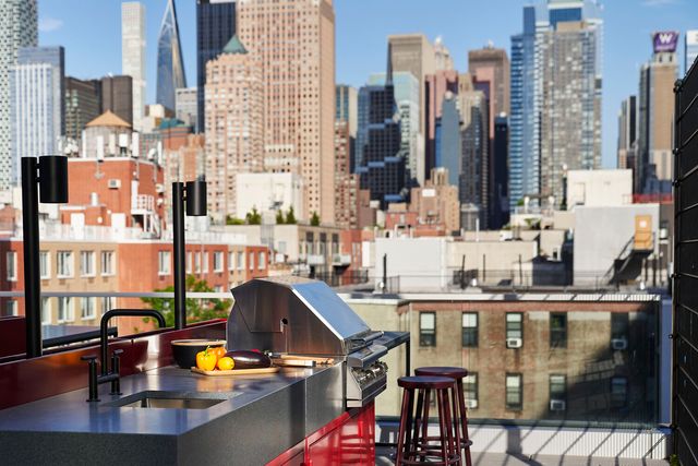 547 W 47th St Unit 409, New York City, NY 10036
