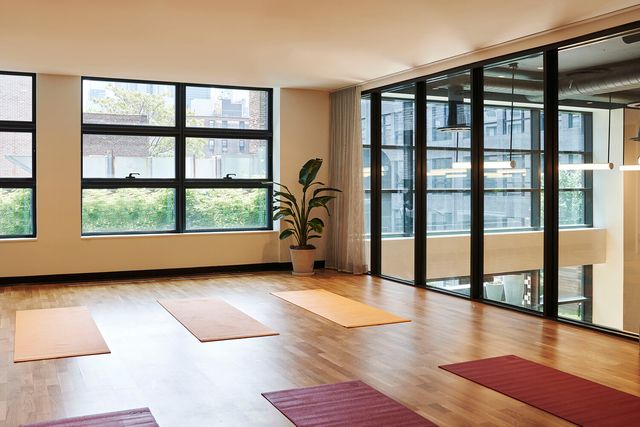 547 W 47th St Unit 409, New York City, NY 10036