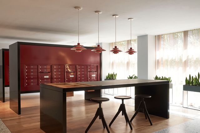 547 W 47th St Unit 409, New York City, NY 10036