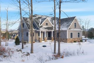 8 Deadreckoning Point, Laconia, NH 03246