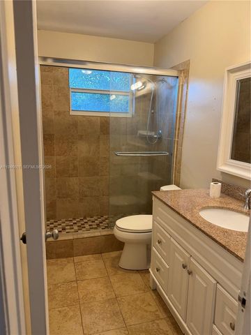 3212 NE 10th St 6, Pompano Beach, FL 33062