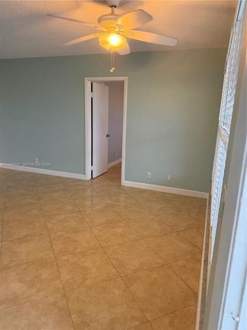 3212 NE 10th St 6, Pompano Beach, FL 33062