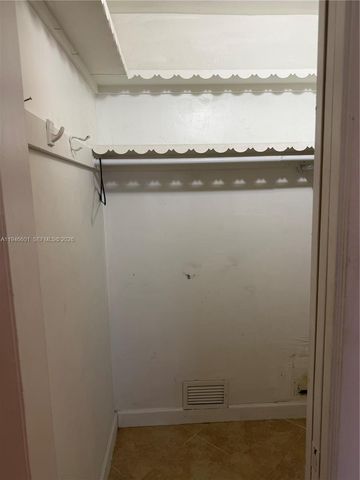 3212 NE 10th St 6, Pompano Beach, FL 33062