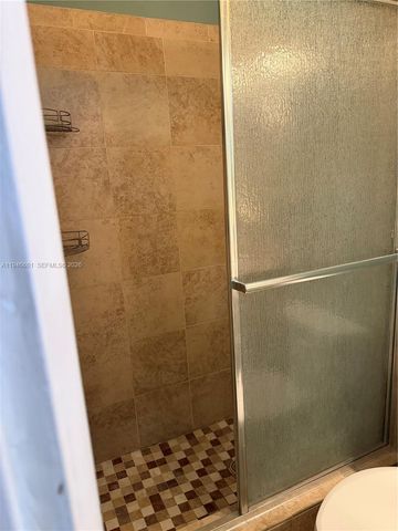 3212 NE 10th St 6, Pompano Beach, FL 33062