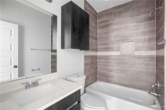 909 W La Pointe Avenue, Mission, TX 78573