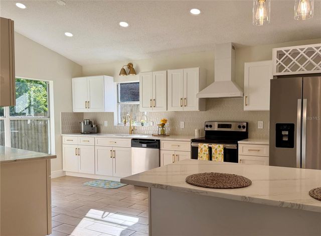 1010 BRIELLE AVENUE, Oviedo, FL 32765