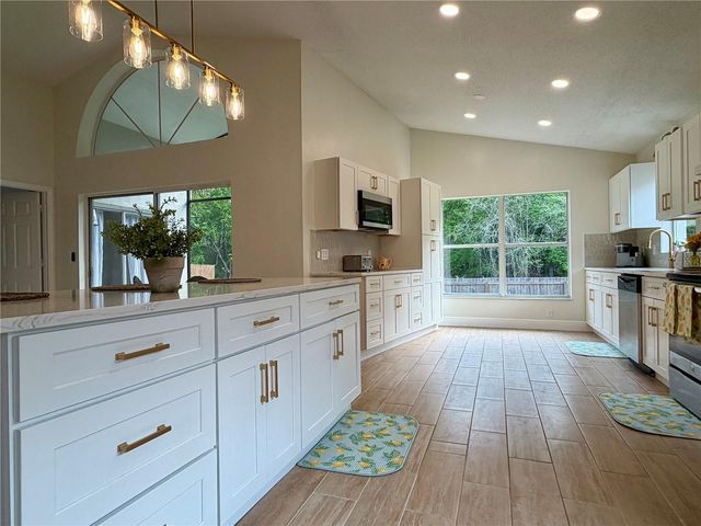 1010 BRIELLE AVENUE, Oviedo, FL 32765