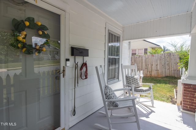 107 Peachtree Street, Johnson City, TN 37604