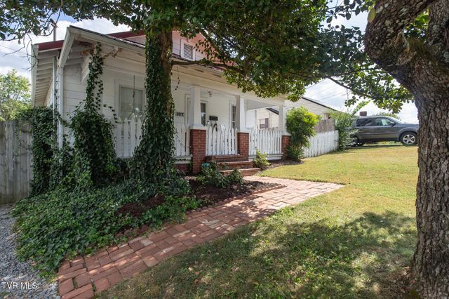 107 Peachtree Street, Johnson City, TN 37604