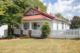 107 Peachtree Street, Johnson City, TN 37604