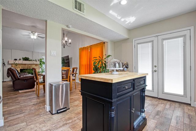 2422 Doverglen Drive, Missouri City, TX 77489