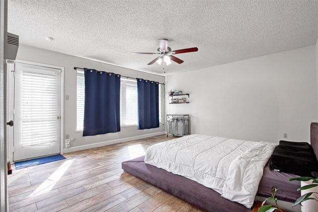 2422 Doverglen Drive, Missouri City, TX 77489