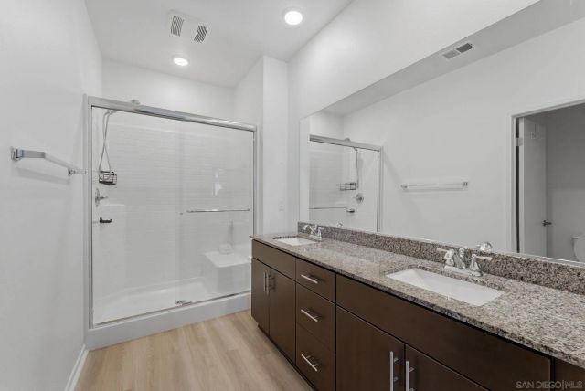 5212 Beachfront Cove 29, San Diego, CA 92154
