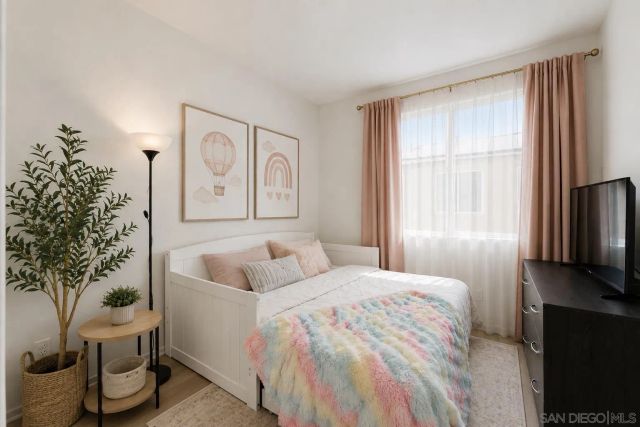 5212 Beachfront Cove 29, San Diego, CA 92154