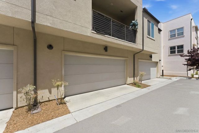 5212 Beachfront Cove 29, San Diego, CA 92154