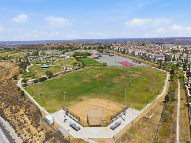 5212 Beachfront Cove 29, San Diego, CA 92154