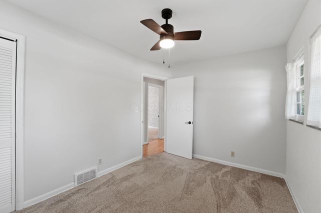 2257 Fishinger Road, Columbus, OH 43221
