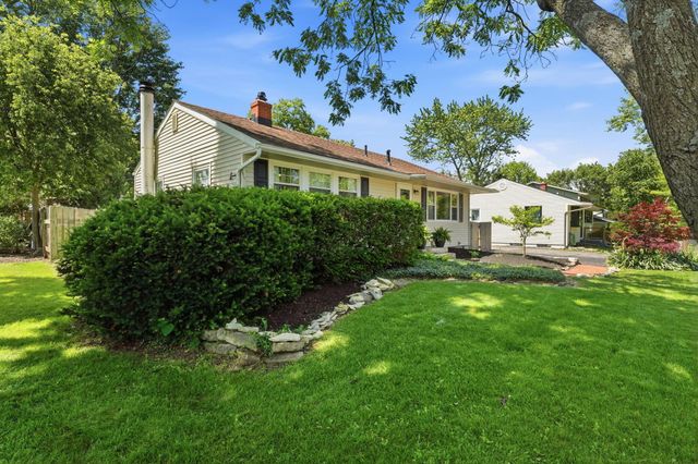 2257 Fishinger Road, Columbus, OH 43221