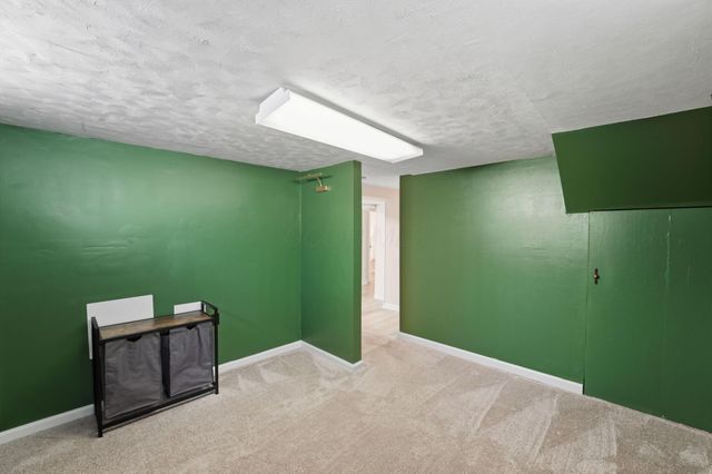 2257 Fishinger Road, Columbus, OH 43221