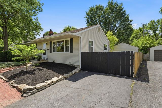2257 Fishinger Road, Columbus, OH 43221