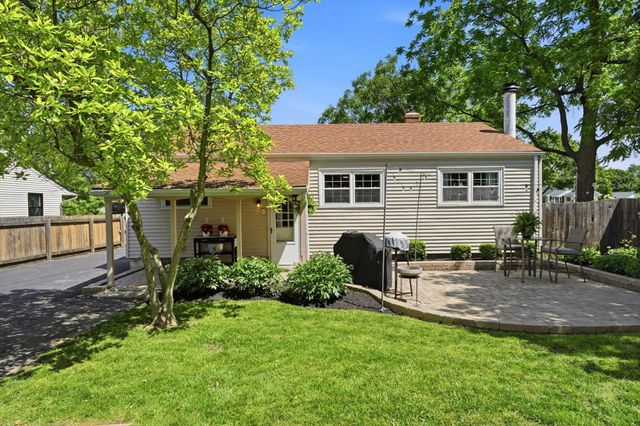 2257 Fishinger Road, Columbus, OH 43221