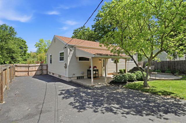 2257 Fishinger Road, Columbus, OH 43221