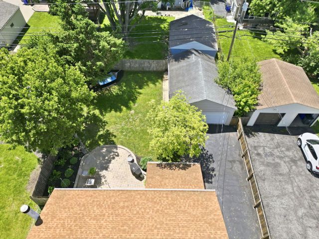 2257 Fishinger Road, Columbus, OH 43221