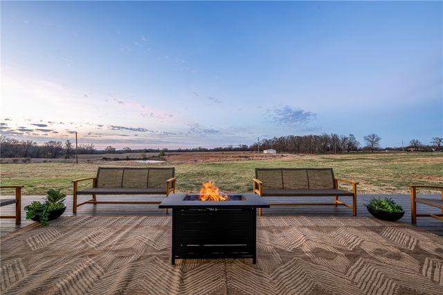 14338 Fruitwood Road, Gravette, AR 72736