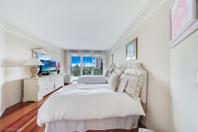 2600 Island Blvd 703, Aventura, FL 33160