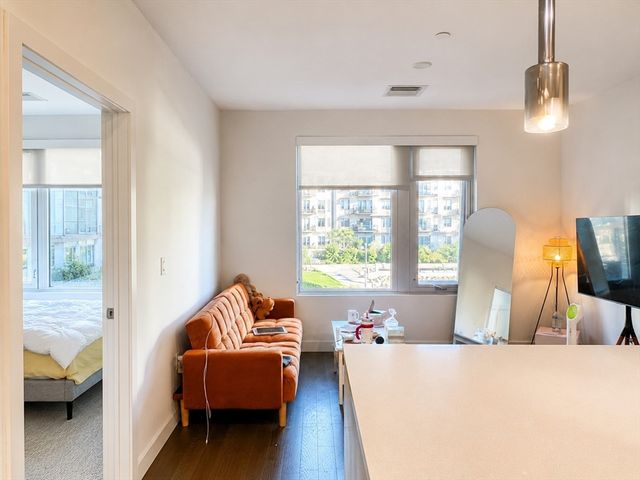 65 Lewis St 202, Boston, MA 02128