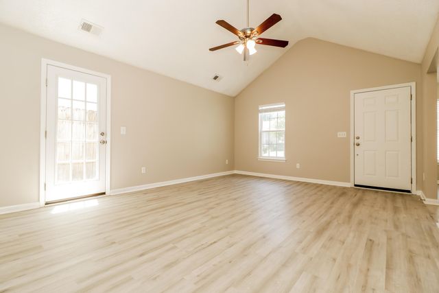 258 Trickle Drive, Summerville, SC 29483