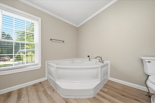 315 Highwood Drive, Campobello, SC 29322