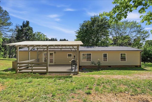 315 Highwood Drive, Campobello, SC 29322