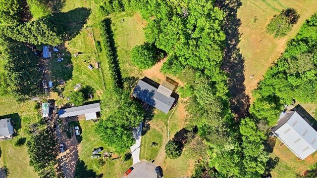 315 Highwood Drive, Campobello, SC 29322