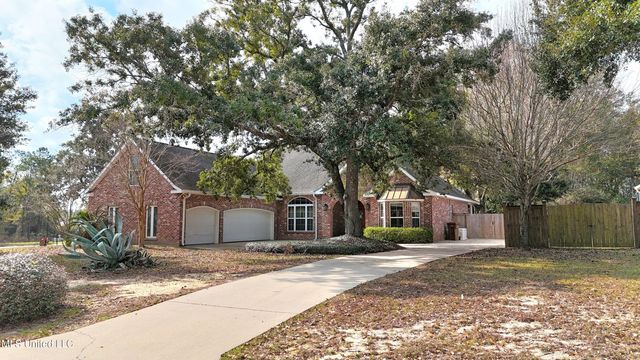 11999 Ol Oak Drive, Gulfport, MS 39503