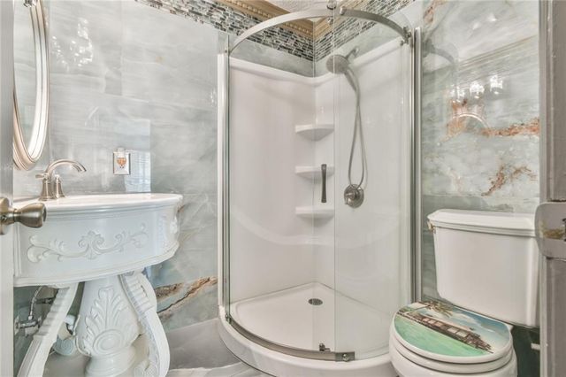 591 Rue Cezzan, Lavonia, GA 30553