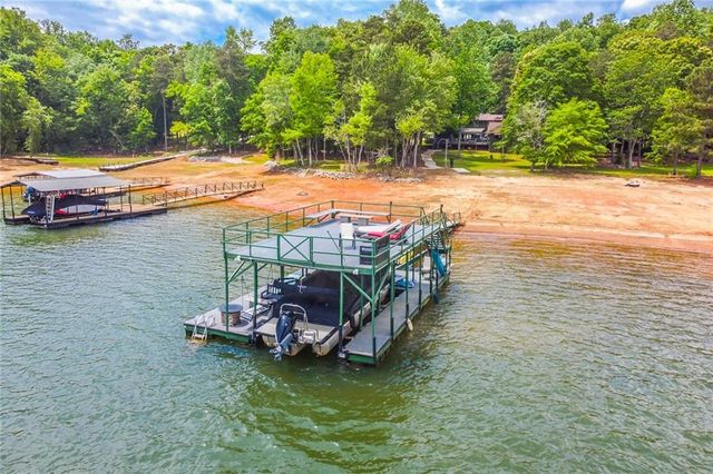 591 Rue Cezzan, Lavonia, GA 30553