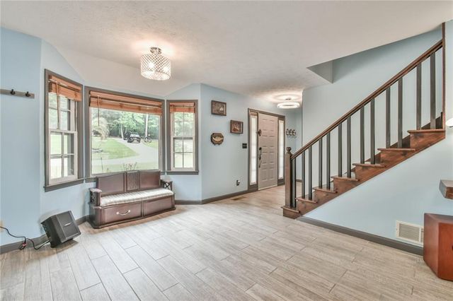 591 Rue Cezzan, Lavonia, GA 30553