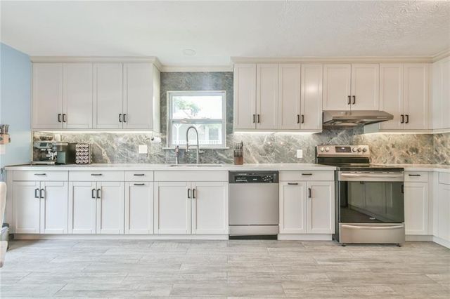 591 Rue Cezzan, Lavonia, GA 30553