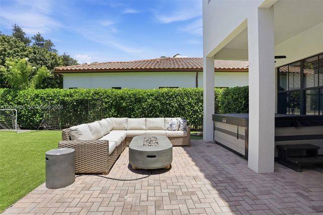 3296 NW 83rd Way, Cooper City, FL 33024