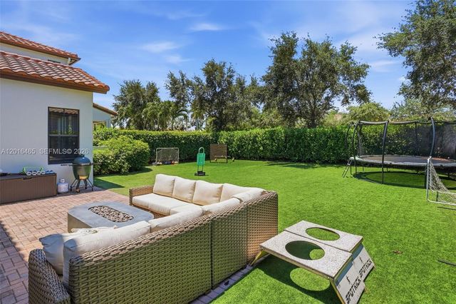 3296 NW 83rd Way, Cooper City, FL 33024