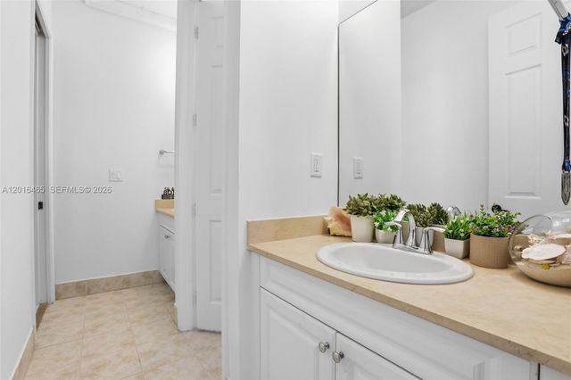 3296 NW 83rd Way, Cooper City, FL 33024