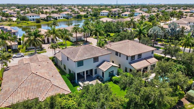 3296 NW 83rd Way, Cooper City, FL 33024