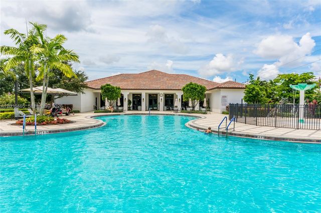 3296 NW 83rd Way, Cooper City, FL 33024
