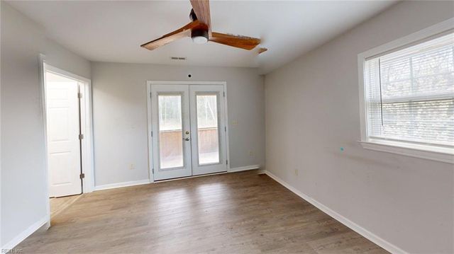 3764 Cappahosic RD, Gloucester, VA 23061