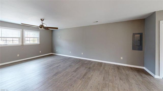 3764 Cappahosic RD, Gloucester, VA 23061