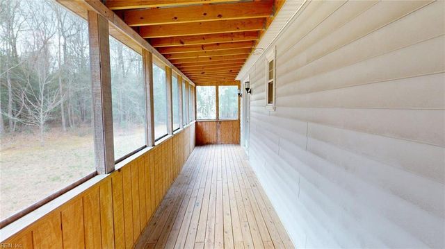 3764 Cappahosic RD, Gloucester, VA 23061
