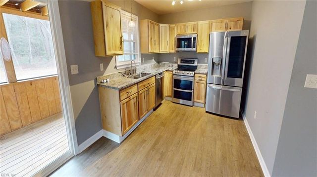 3764 Cappahosic RD, Gloucester, VA 23061